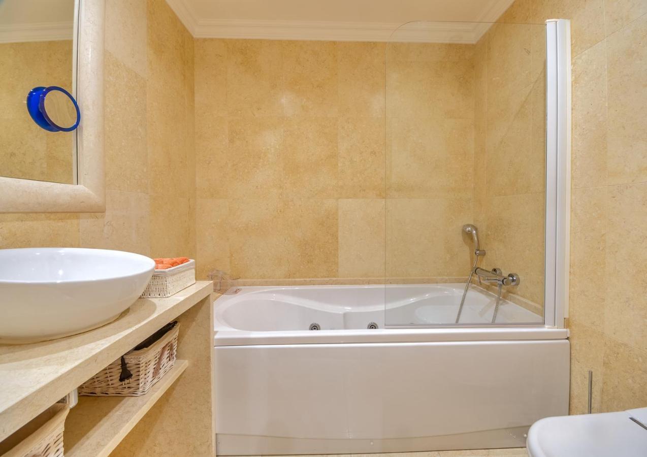 Casa D'Olga Apartment ลากอส ภายนอก รูปภาพ
